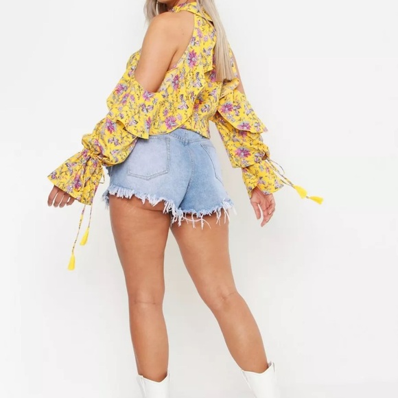 Boohoo Yellow Floral Cold Shoulder Ruffled Blouse - Picture 2 of 10